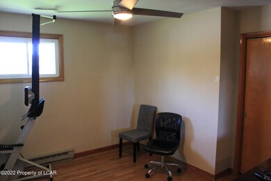 322 Tate St, Taylor, PA 18517 - photo 7