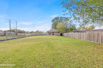 105 E Pamela Dr, Lafayette, LA 70506 - photo 7