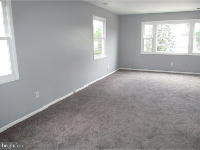 1031 Lawnton Terrace, Glenolden, PA 19036 - photo 4