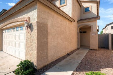 2124 N 30th St Mesa AZ 85213-large-003-E