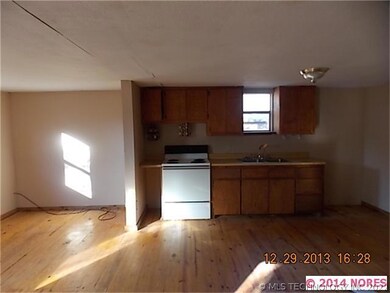 501 Eufaula Rt 1 unit B, Eufaula, OK 74432 - photo 3