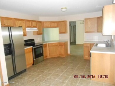 102 Kemodobi Cir W, Dingmans Ferry, PA 18328 - photo 3