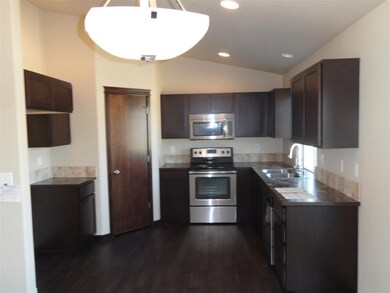 2727 E Pineglen Ave, Mead, WA 99021 - photo 2