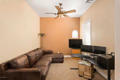06_9264EGoldenCir6_mls