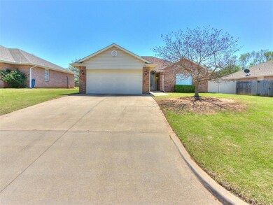 2217 Gray Dove Dr, Shawnee, OK 74804 - photo 4
