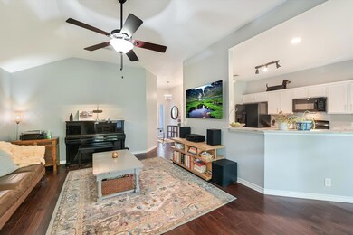 802 Lantana Ln, Leander, TX 78641 - photo 6