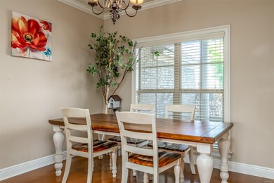 Dining Room / Natural Lighting / Hardwood Flooring