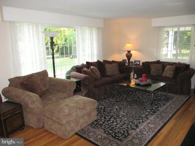 1923 Firethorn Ln, Villanova, PA 19085 - photo 6