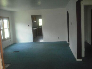 Entrance to Living Room