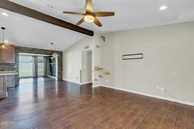 4636 E Covina St-9