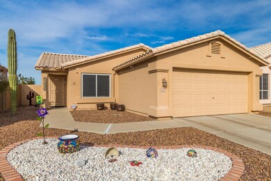 11541 W Chuckwalla Ct, Surprise, AZ 85378 - photo 2