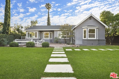 11700 Huston St, Los Angeles, CA 91607 - photo 6