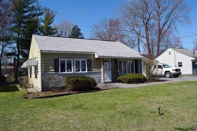 17 Harriet St, Albany, NY 12205 - photo 2