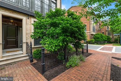 10749 Symphony Park Dr, Rockville, MD 20852 - photo 3