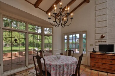Breakfast room