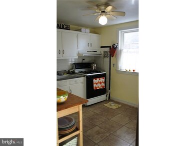 3402 Plumstead Ave, Drexel Hill, PA 19026 - photo 7