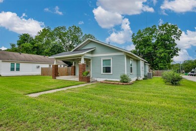 835 N Morris St, Gainesville, TX 76240 - photo 7