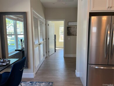 1080 New York Ave unit 303, Huntington Station, NY 11746 - photo 7