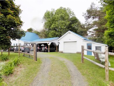 39 Good Place, Hardwick, VT 05843 - photo 2