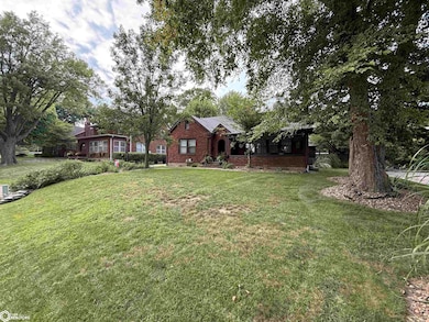 4 Cascade Terrace, Burlington, IA 52601 - photo 2