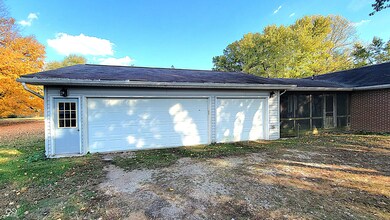 1611 E Range Line Rd, Greencastle, IN 46135 - photo 3