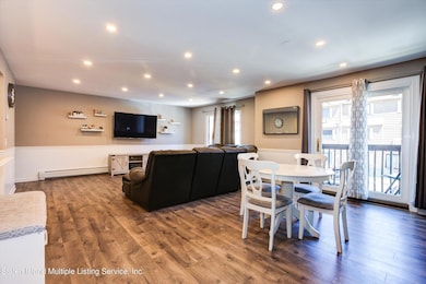 26 Gardenia Ln unit A, Staten Island, NY 10314 - photo 4