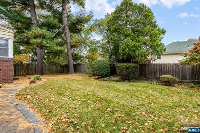 69 Hamilton Rd, Teaneck, NJ 07666 - photo 3