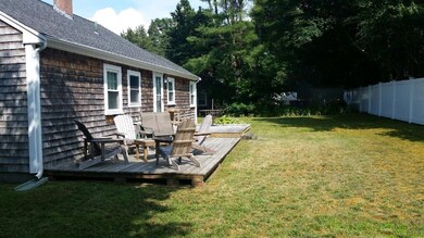 12riverrdbackyard3