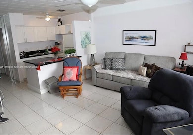 815 SW 10th Terrace unit 4V, Hallandale Beach, FL 33009 - photo 2