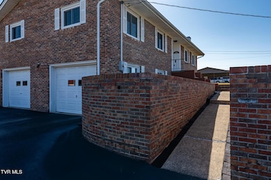 5605 Apache drive (4 of 51)