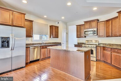 12908 Hallwood Place, Fort Washington, MD 20744 - photo 3