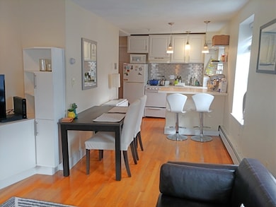 45 Fleet St unit 3B, Boston, MA 02109 - photo 2