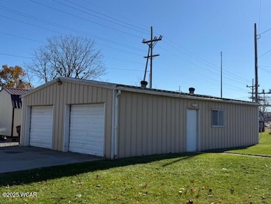 212 N Simon St, Ada, OH 45810 - photo 3