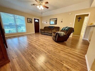 3064 County Road 855b, Alvin, TX 77511 - photo 4