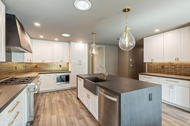 9046 N 28th St unit 4, Phoenix, AZ 85028 - photo 6