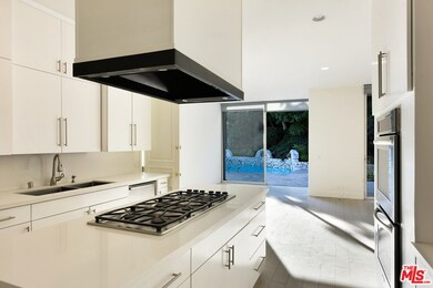 1120 Shadow Hill Way, Beverly Hills, CA 90210 - photo 2