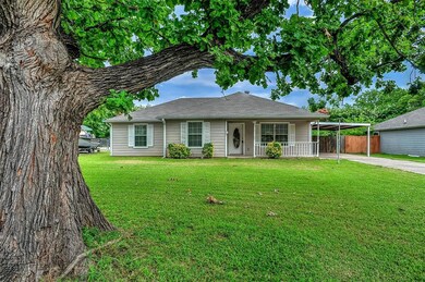 707 E 12th St, Bonham, TX 75418 - photo 2