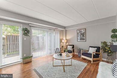 10556 Faulkner Ridge Cir, Columbia, MD 21044 - photo 5