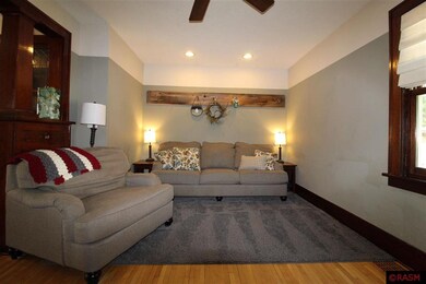923 N Jefferson St, New Ulm, MN 56073 - photo 4
