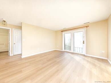 50 Long St unit 5, New Britain, CT 06051 - photo 5