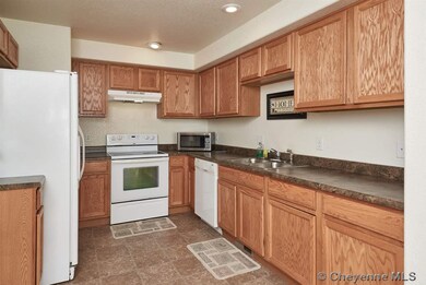 5001 Rock Springs St, Cheyenne, WY 82001 - photo 6