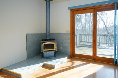 9394 M Ave-107