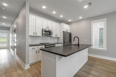 608 W Maple St, Rogers, AR 72756 - photo 5