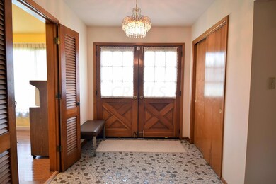 734 Ross Rd, Columbus, OH 43213 - photo 5