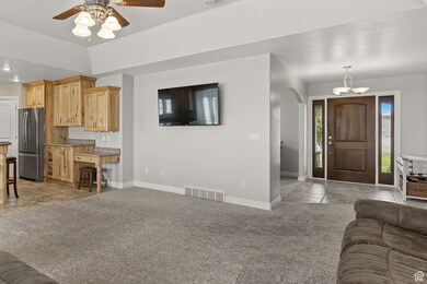 351 W Skyline Dr, Loa, UT 84747 - photo 5