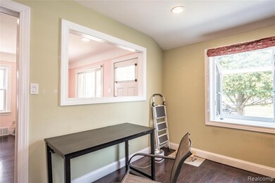 1772 University St, Ferndale, MI 48220 - photo 6