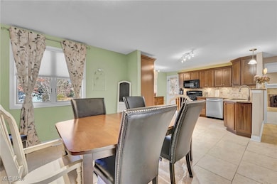 5229 Dungannon Cir NW, North Canton, OH 44720 - photo 7