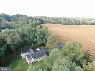 1910 Springview Dr, Chambersburg, PA 17202 - photo 4