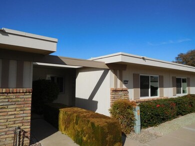 14235 N Palm Ridge Dr W, Sun City, AZ 85351 - photo 2