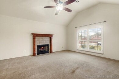 5420 S Redbud Place, Sand Springs, OK 74063 - photo 5